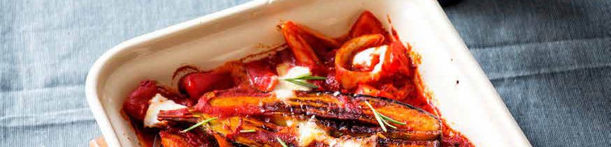 Aubergines uit de oven met tomatensaus