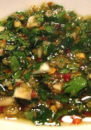 Chimichurri recept door Gabriel Bloise (wijnmaker van Chakana Wines in Argentinië)