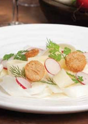 Salade van rauwe asperges met Olde Remeker