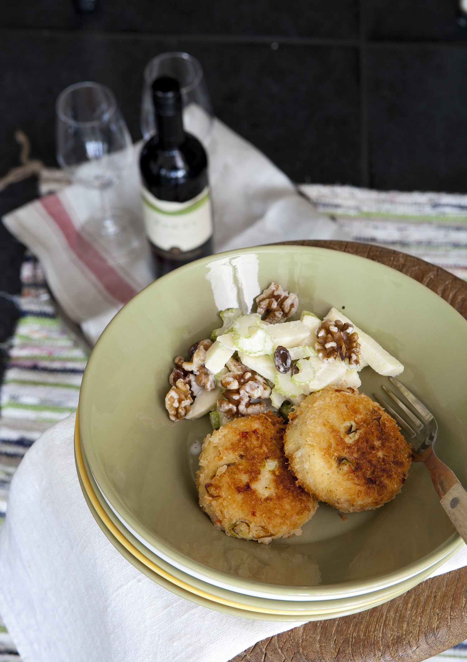 Tofuburger met waldorfsalade