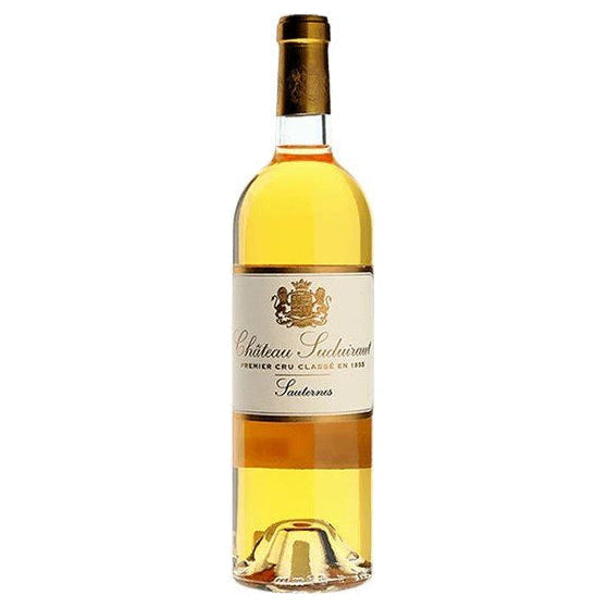 Château Suduiraut Sauternes 37,5 cl, volledige vrijstaande fles op wit vierkant beeldvlak